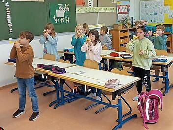 Spielerisch lernen die Schüler der Grundschule Thurnau, wie man gesund leben kann.