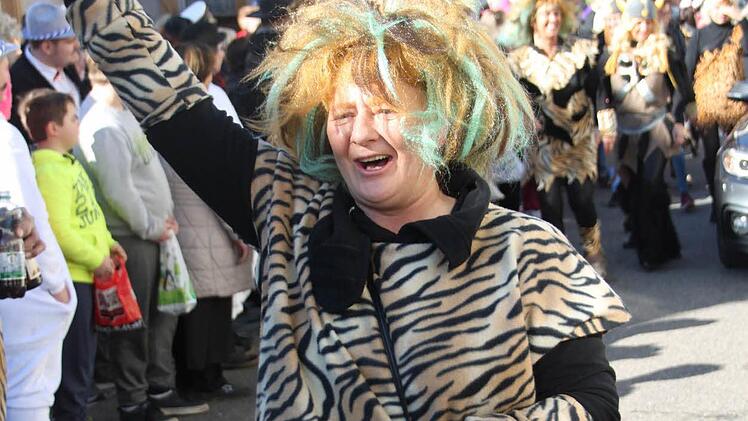 Marktplatztreiben in Stadtsteinach Foto: Jürgen Gärtner