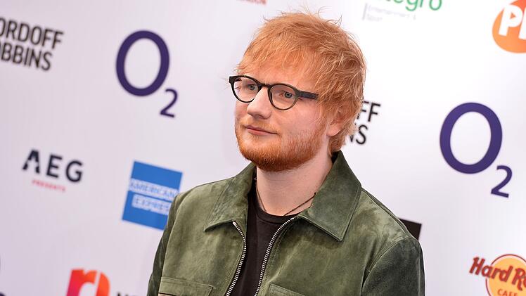 Ed Sheeran überwand sein Stottern, in dem er Texte von Eminem auswending lernte.