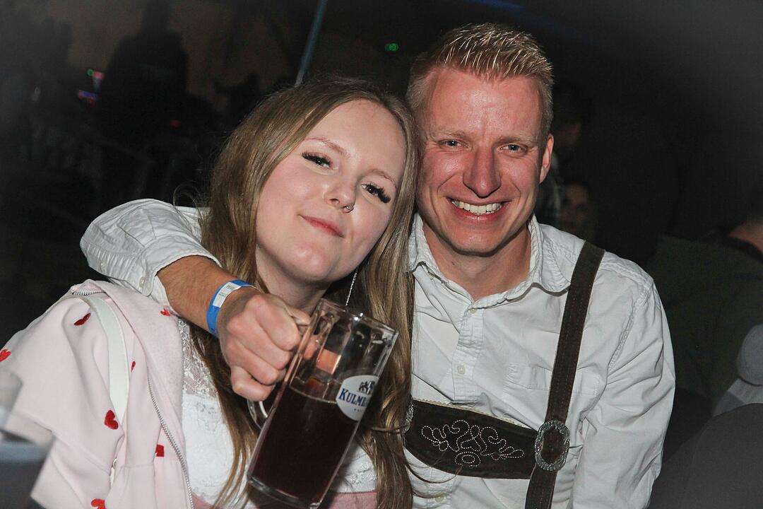 Festabend mit &bdquo;M&ouml;lltal Sound&ldquo;