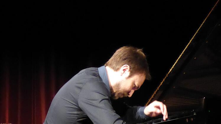Pianist Herbert Schuch. Foto: Thomas Ahnert