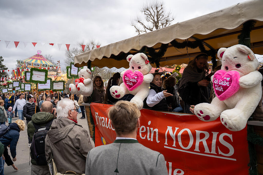 Mehr als 150 Buden und Attraktionen!