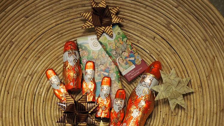 Weihnachtliche Naschereien und  Kunstgegenst&auml;nde aus fairem Handel. Bianca Key