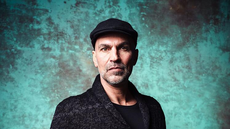 Markus Babbel erinnert sich an die - von den Namen her - sehr starke Mannschaft von einst. Internationale Titel konnten die Bayern in den 90er-Jahren aber nicht holen.