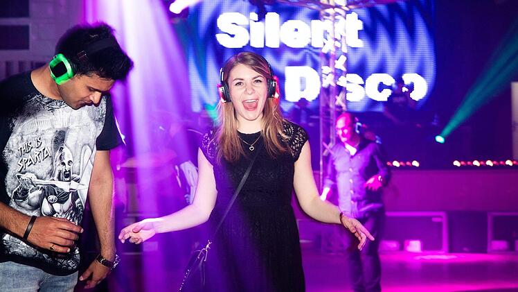 Die erste "Silent Disco" im Landkreis Kronach. Foto: Marian Hamacher