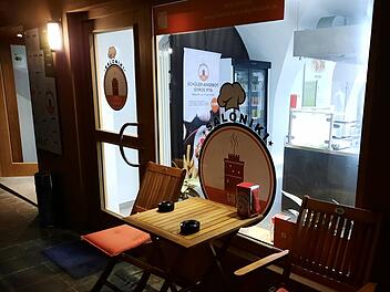 Hersbruck: Neuer Grieche im Nürnberger Land eröffnet - "Saloniki Grill" will mit besonderem Konzept punkten Hersbruck: Neuer Grieche im Nürnberger Land eröffnet - "Saloniki Grill" will mit besonderem Konzept punkten