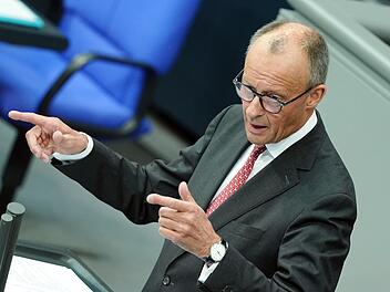 Generaldebatte zum Haushalt 2025 im Bundestag