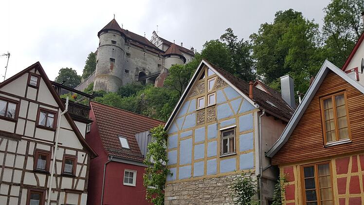 Heidenheim: Schloss Hellenstein dominiert das Stadtbild Foto: Christofzik
