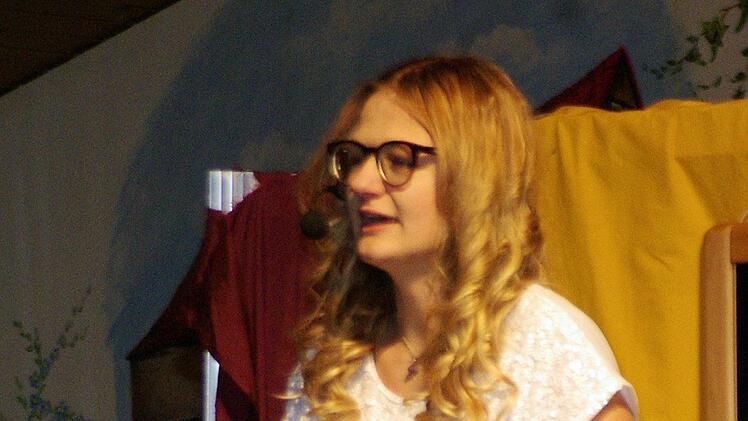 Teenie mit Körperkomplex: Amelie Greubel aus Oberthulba. Foto: Winfried Ehling