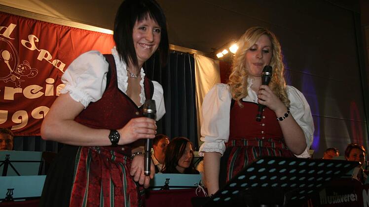 Sie führten als Moderatorinnen durch den Abend.