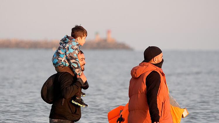 London und Paris wollen Migration am Ärmelkanal ausbremsen