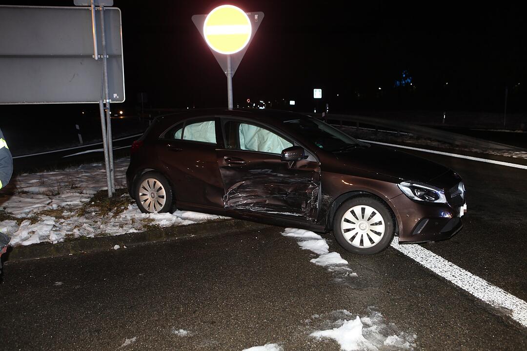 Drei Verletzte bei einem Verkehrsunfall in Mittelfranken