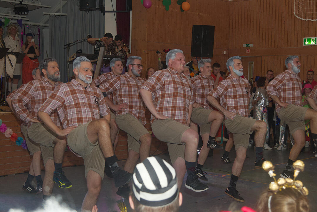 In der ausverkauften Mehrzweckhalle wurde richtig gefeiert!