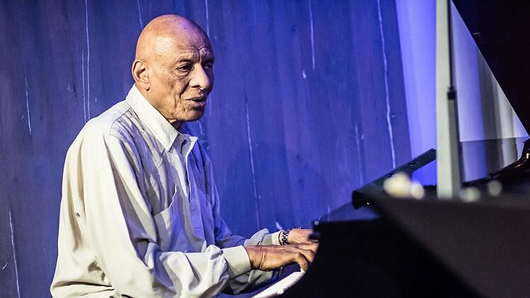 Umjubeltes Gastspiel: Kirk Lightsey mit Band beim Auftritt in Coburg.Foto: Jochen Berger