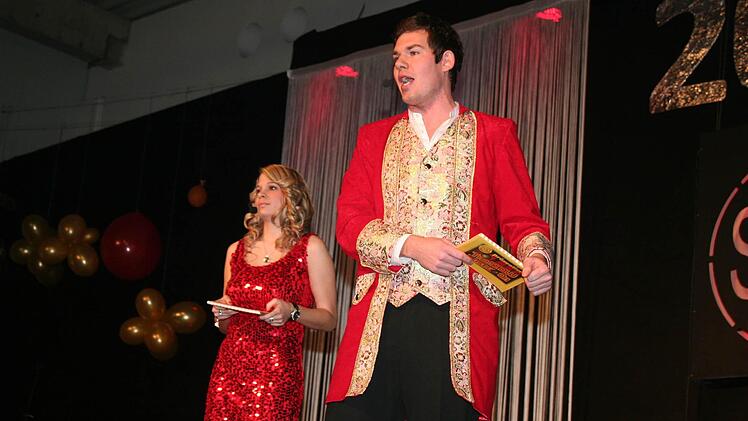 Faschingsprinz Michael Beck und Moderatorin Jasmin Gumbrecht aus Wachenroth