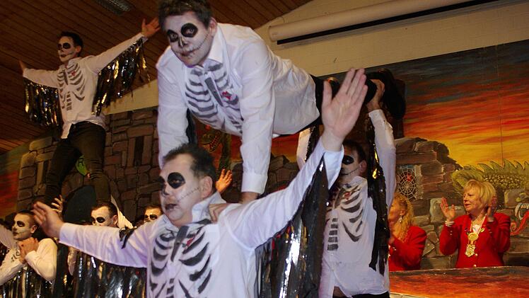 Die "Zombie-Gentlemen" wanderten aus Büchold ein. Foto: Winfried Ehling