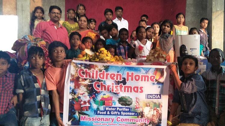 Die Spenden werden im Waisenhaus in Indien - wie hier zu Weihnachten - dankbar aufgenommen. Foto: privat