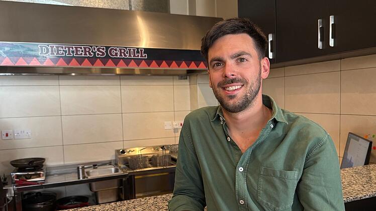 &laquo;Dieters Grill&raquo; - Nairobis erster Currywurst-Imbiss