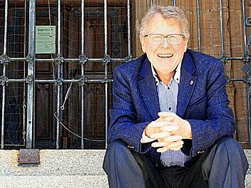 16 Jahre lang war Jürgen Zinck Dekan und Pfarrer in der Petrikirchen-Gemeinde. In wenigen Tagen geht er nun in den Ruhestand. Foto: Katrin Geyer
