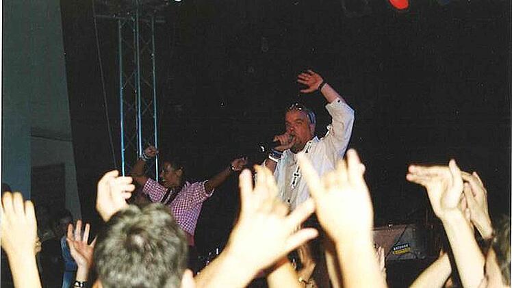 Auch DJ Ötzi hat den Tanzcenter schon gerockt. Foto: privat