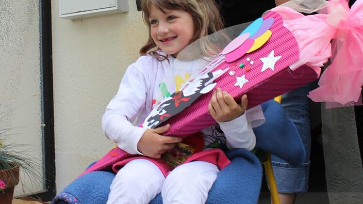 ... einfach auf die Straße gesetzt und ...