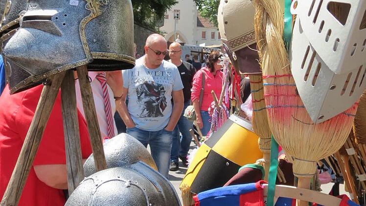 Markttreiben in Euerdorf. Foto: Doris Bauern