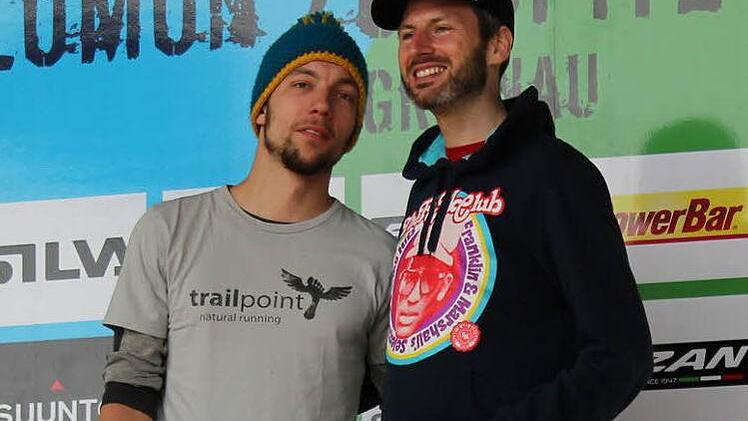 Ganz oben auf dem Podest: Matthias Krah (rechts) vom TV Bad Brückenau gewann eine Disziplin beim Zugspitz-Ultratrail. Foto: Markus Schubath