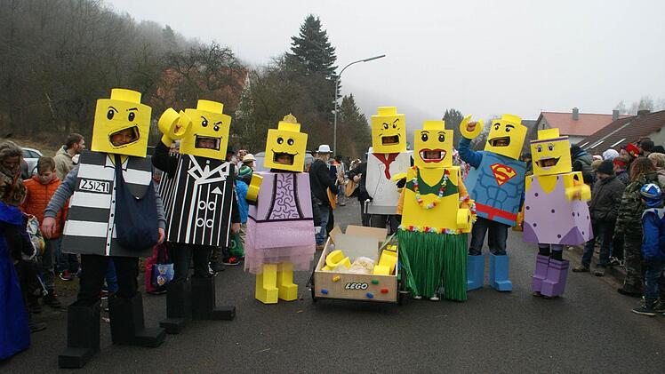 Sie stehen auf Lego, wie unschwer zu erkennen ist. Foto: Sabine Weinbeer