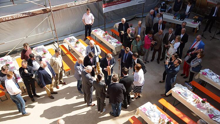 Richtfest mit Wissenschaftsministerin Marion KiechleFoto: Arkadius Guzy