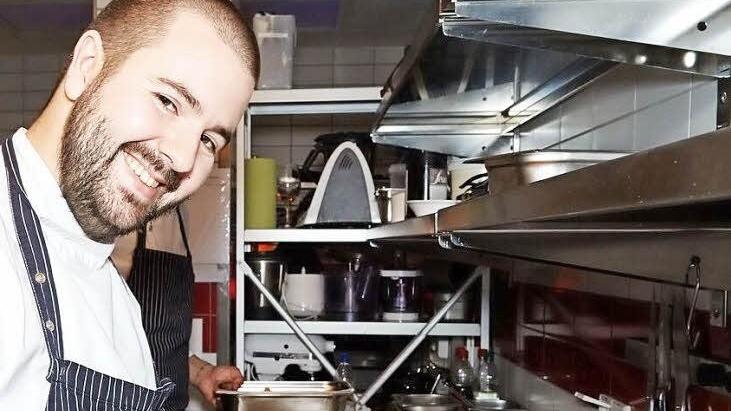 Yann Arnold vertrag bei der Benefizaktion in Würzburg die Farben Bad Kissingens. Foto: Fotostudio Mondelli