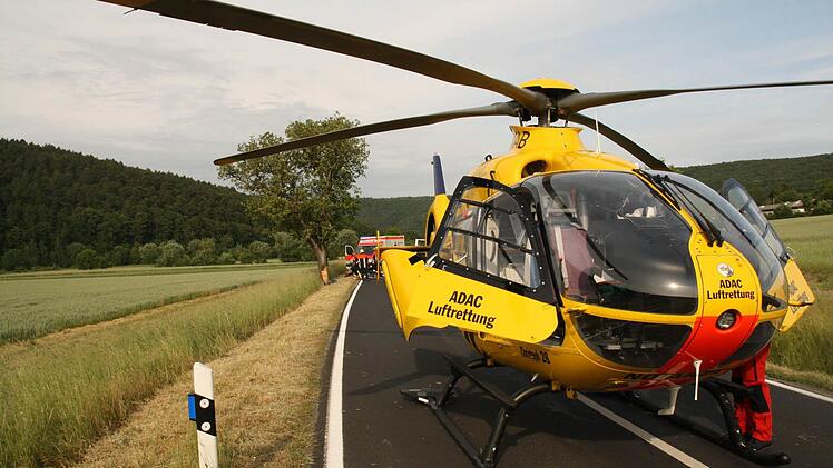 08. Juni 2015: Unfall auf der Staatsstraße 2292 zwischen Steinach und Hohn. Foto: Paul Ziegler