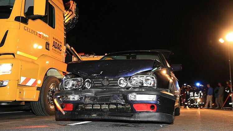 Unfall in Hofheim am 26. September 2015 Foto: Ferdinand Merzbach