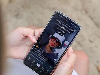 Zeugen nach missglückten TikTok-Dreh in Würzburg gesucht