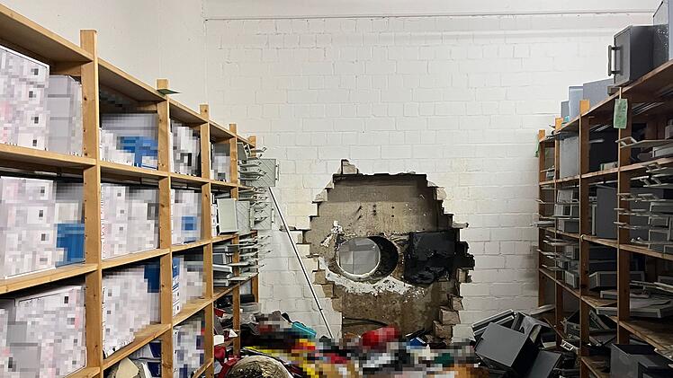 Bankeinbruch &ndash; Tresorraum mit Bohrer aufgebrochen