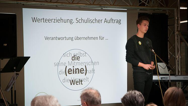 Infos zur Idee von Fairtrade-Schulen von Edwin Eirich.Ingo Queck
