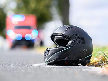 Schwerer Motorradunfall im Kreis Ansbach