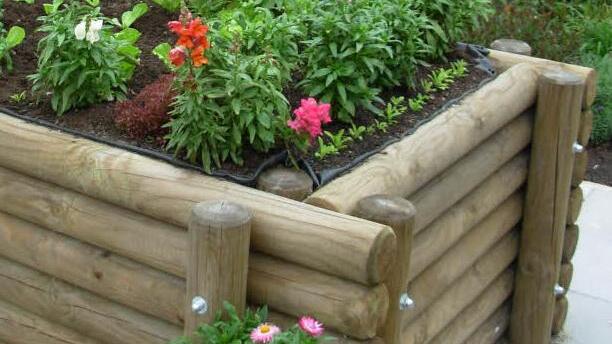 Hochbeete: Häufig wird ein zu hoher Anteil an Komposterde empfohlen - doch das schadet den Pflanzen.Foto: Elmar Gehringer