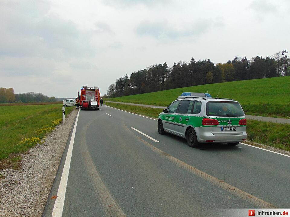 Frontalcrash im Landkreis Forchheim - mehrere Verletzte