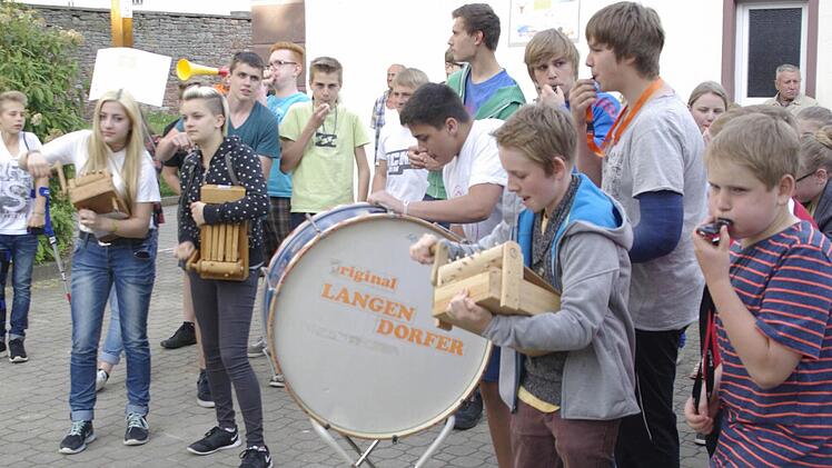 Protestaktion in Elfershausen  Foto: Ehling