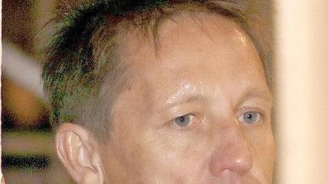 Unglaublich. Auch Trainer Martin Reichert war nach der Partie der Haßfurter Hawks bei den Ice Hogs des EC Pfaffenhofen bitter enttäuscht. Fünf Tage nach der knappen 1:0-Niederlage zu Hause kassierte der Tabellenführer am Freitagabend eine 7:0-Packung.  Foto: Ralf Naumann