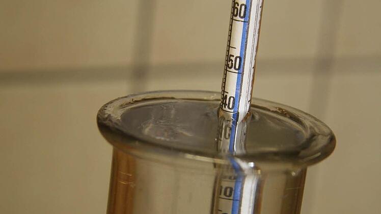 Das Messgerät zeigt genau an, wie hoch der Alkoholgehalt ist.