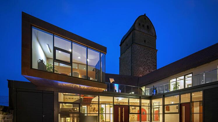 Umbau und Erweiterung des Pfarrheims Seßlach. Architektur: Erzbischöfl. Bauabteilung, Sandro Selig, Bamberg. Besichtigung: Sonntag 14 bis 17 Uhr, Pfarrgasse 111.  Foto: Gerhard Hagen