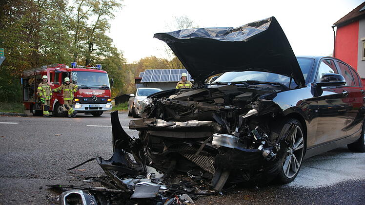 Verletzte bei Abbiegeunfall in Ansbach