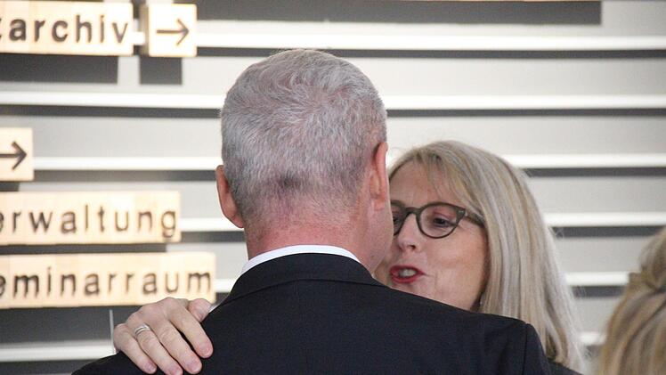 Empfang zum 60. Geburtstag von OB Frank Rebhan in Neustadt bei Coburg - hier der Jubilar mit Bettina Lesch-Lasaridis von der Coburger SPDOliver Schmidt