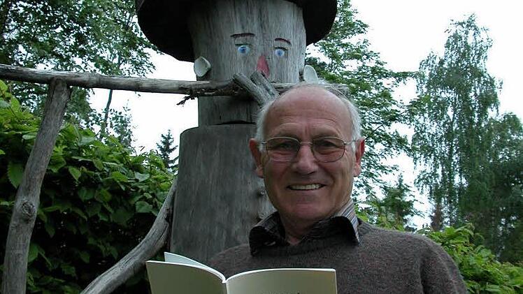 Mit "Ja, so warn's die alten Rhöner Leut" begann Hans Heinrichs schriftstellerischer Weg. Foto: Ralf Ruppert