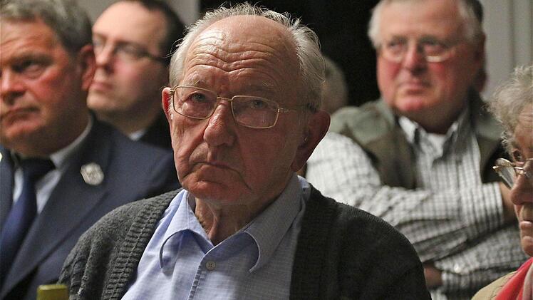 Zeitzeuge Werner Aul schilderte, wie er als kleiner Bub den Einmarsch der amerikanischen Soldaten erlebte. Foto: Schaar