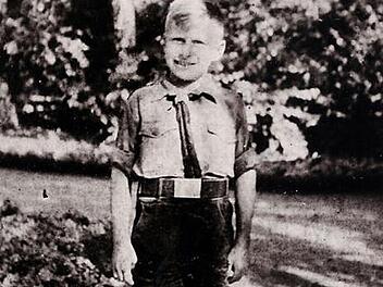 Eine Aufnahme von Rudi Peterhänsel von 1944 in seiner Uniform als Hitler-Junge Foto: privat