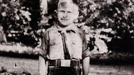 Eine Aufnahme von Rudi Peterhänsel von 1944 in seiner Uniform als Hitler-Junge Foto: privat