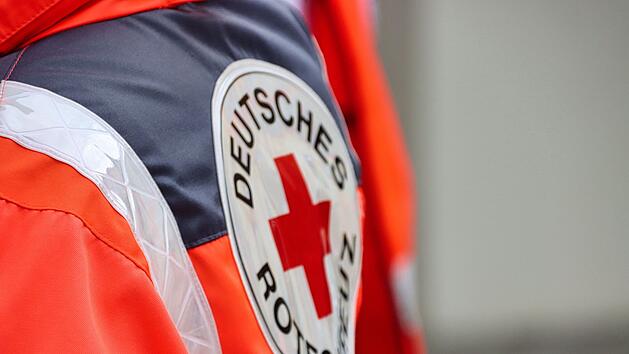 Auf Höhe Wörth am Main in Unterfranken hat es am Freitag einen schweren Verkehrsunfall mit einem Lkw gegeben.