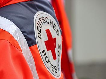 Auf Höhe Wörth am Main in Unterfranken hat es am Freitag einen schweren Verkehrsunfall mit einem Lkw gegeben.